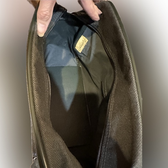 JAGUAR TRAVEL BAG LUGGAGE SMALL SHOULDER CARRY ON OVERNIGHT TRAIN POUGH DK GREEN - Picture 9 of 13